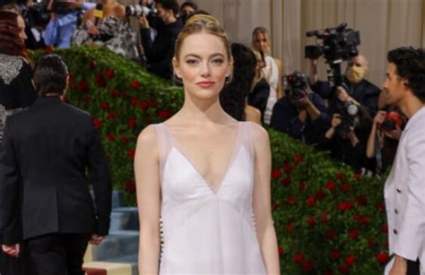 emma stone poor things leaked|Emma Stone receives praise for ‘fearless’ sex scenes in Poor Things